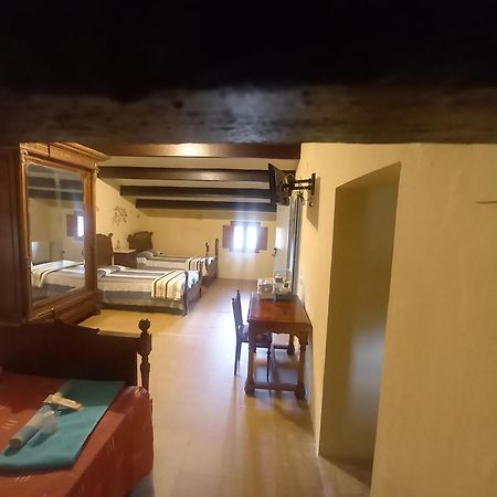 Hostal Rural Mas Blanc San Martin de Centellas Bagian luar foto